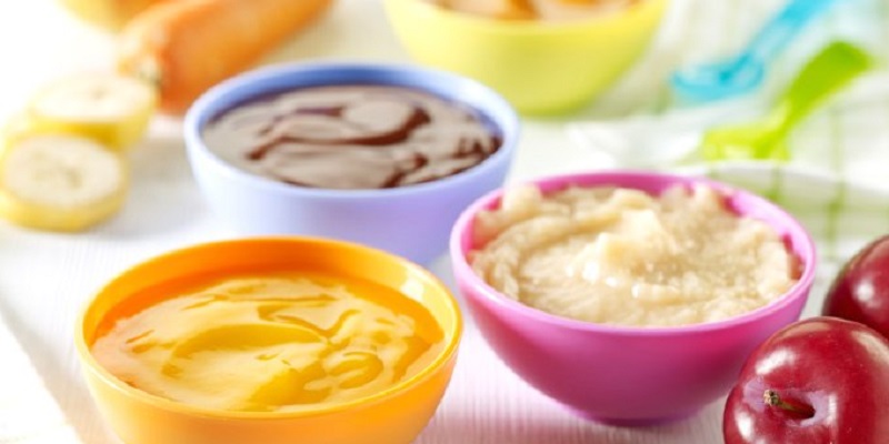 غذای کمکی نوزاد